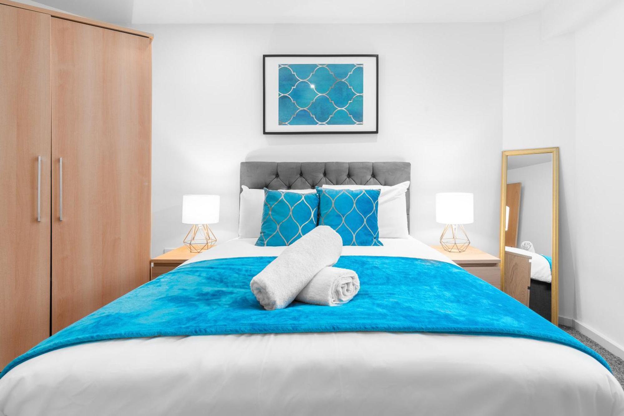 City Centre Apartment - 2 Bedroom - Secure Parking - Top Rated - 201M Birmingham Bagian luar foto
